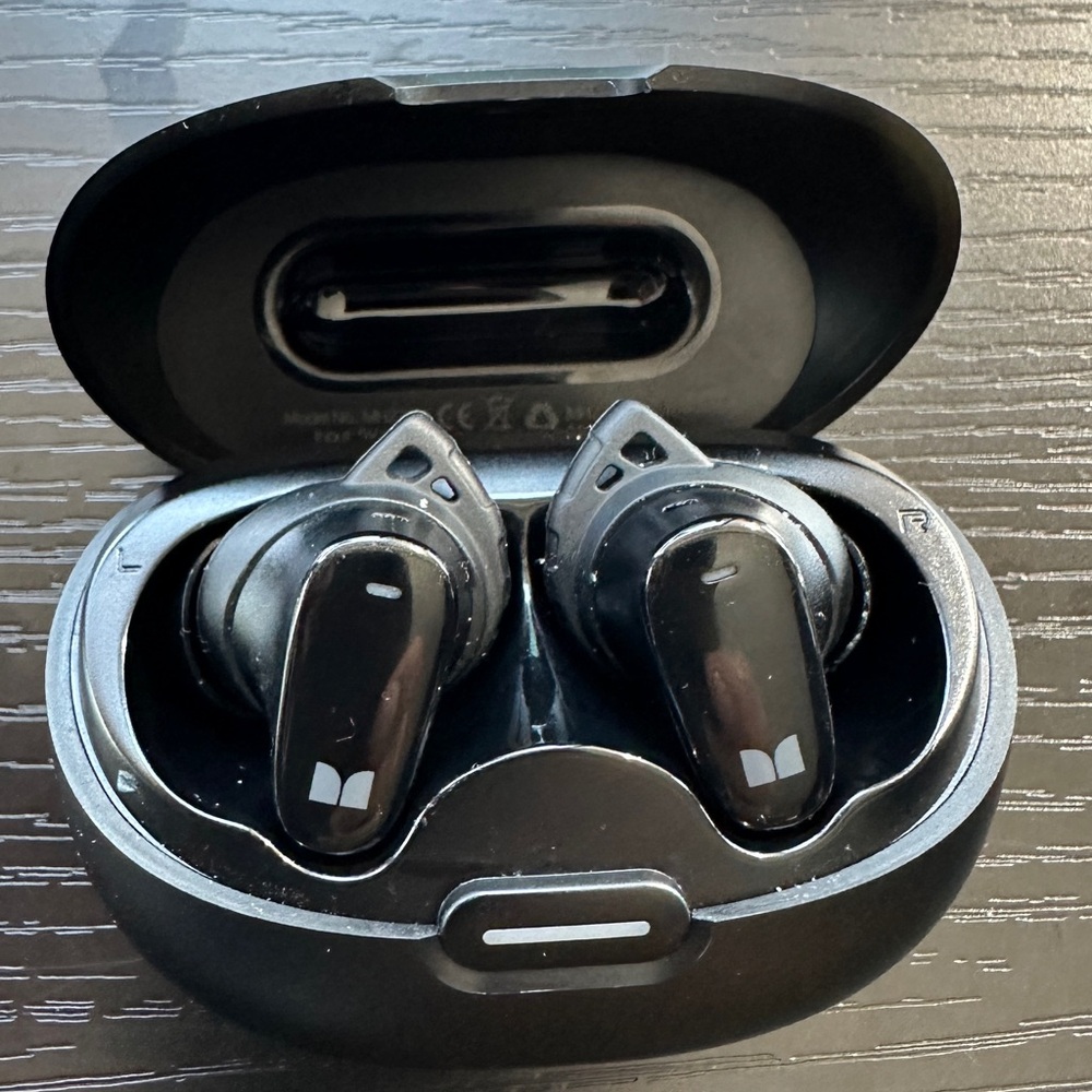 Monster Black Wireless Earbud Headphones N-Lite 206 with Noise Cancellation